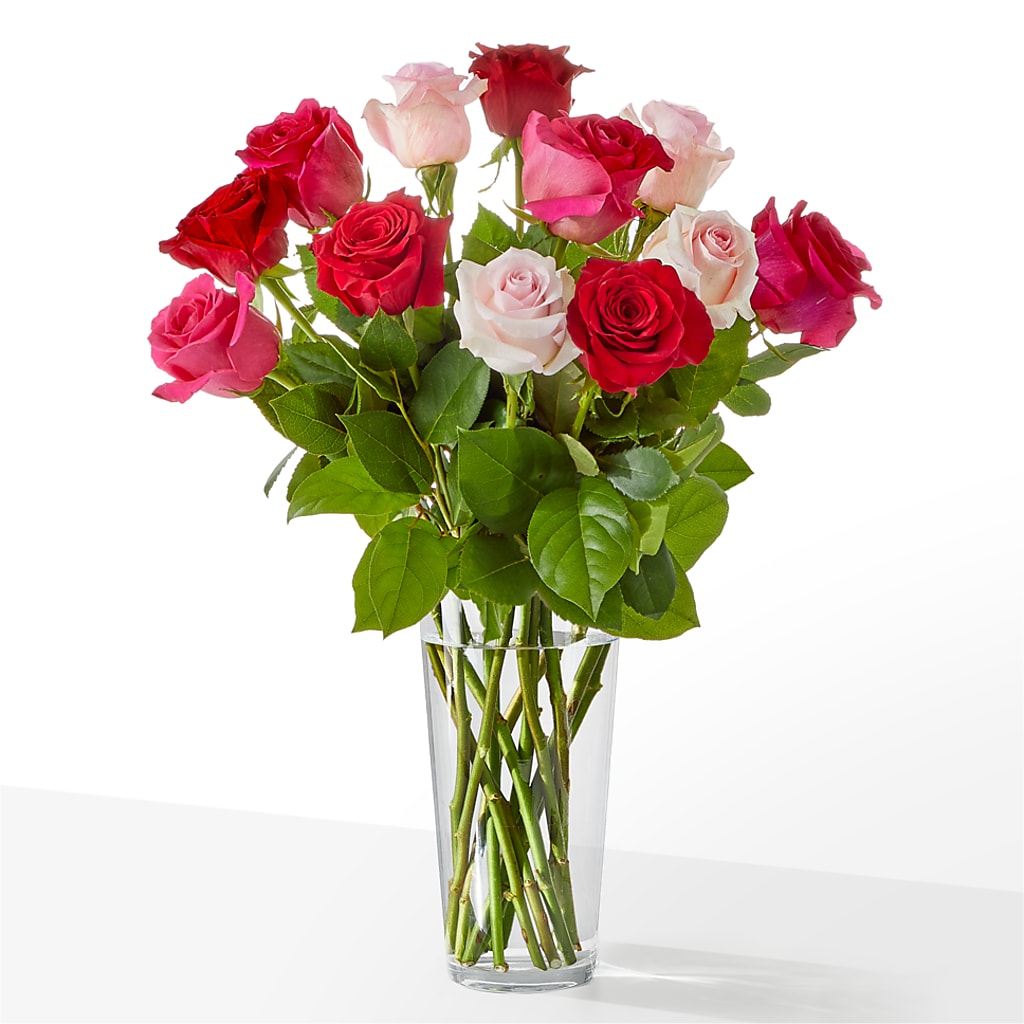 Charming Pink and Red Rose Bouquet for Romantic Anniversaries
